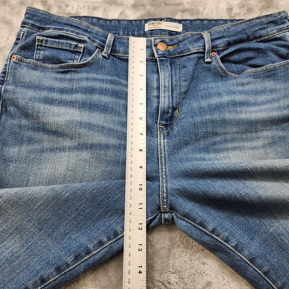 Signature Levi Strauss Jeans Womens 18 Blue Mid Rise Straight Leg Stretch Denim - Picture 11 of 14